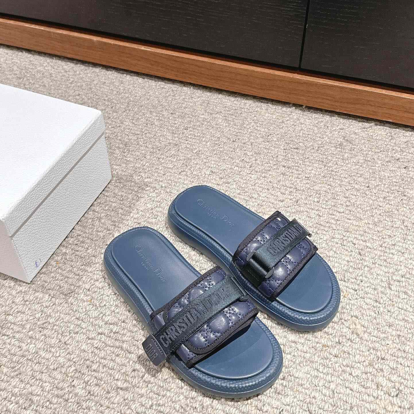 Dior Dioriviera Dio(r)evolution Slide - PerfectKickZ