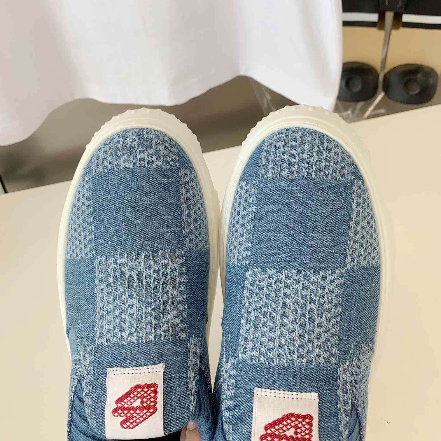 Louis Vuitton LV Space Lander Slip On     1ACVQ4 - PerfectKickZ