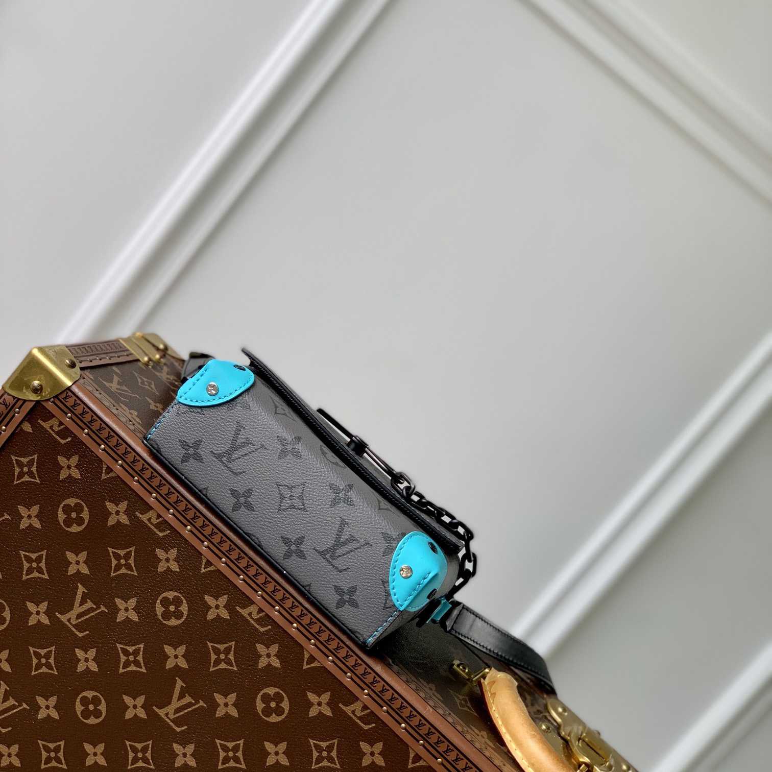 Louis Vuitton Steamer Wearable Wallet  M11496 - PerfectKickZ