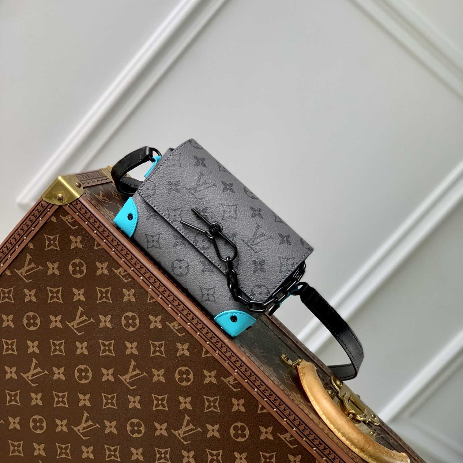 Louis Vuitton Steamer Wearable Wallet  M11496 - PerfectKickZ