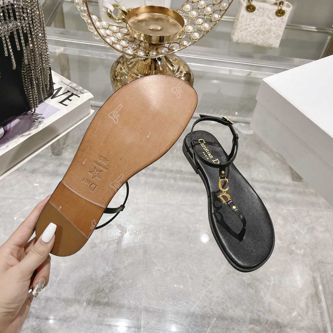 Dior Dioriviera C'est Dior Thong Sandal - PerfectKickZ