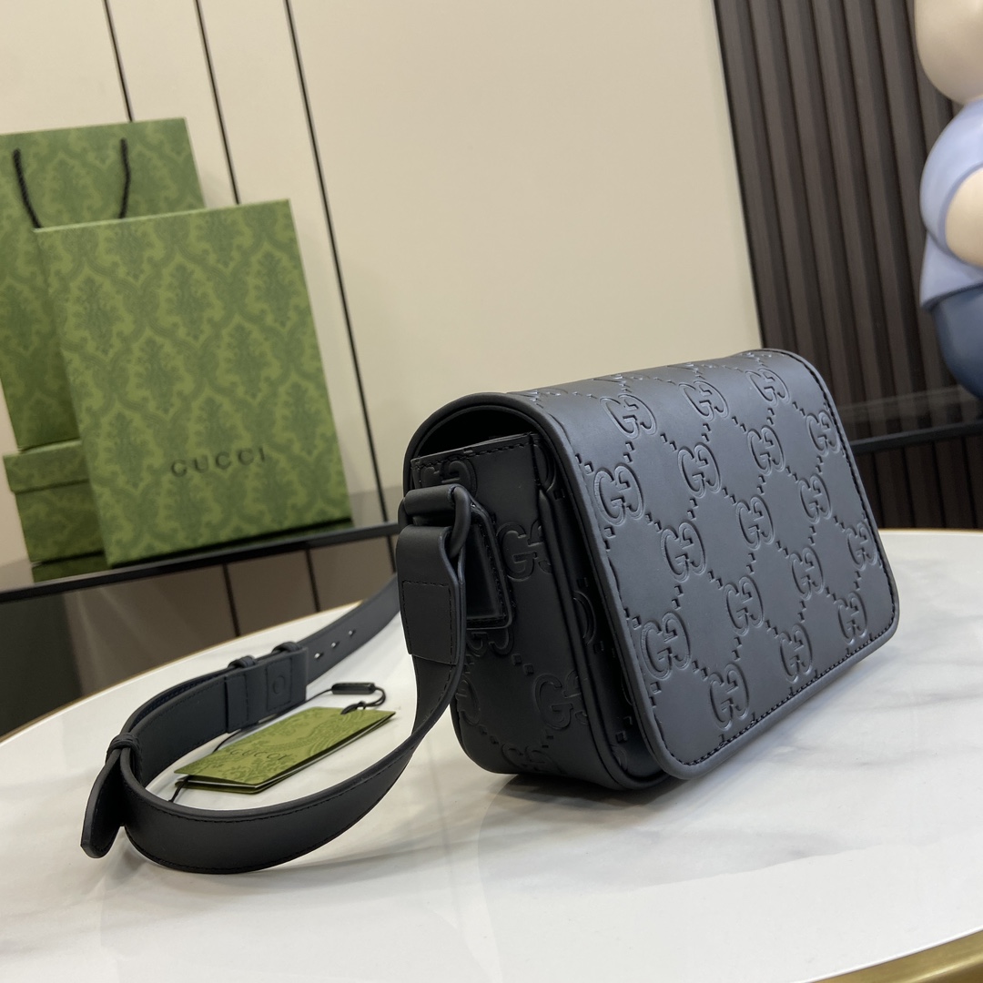 Gucci GG Rubber-effect Super Mini Bag - PerfectKickZ
