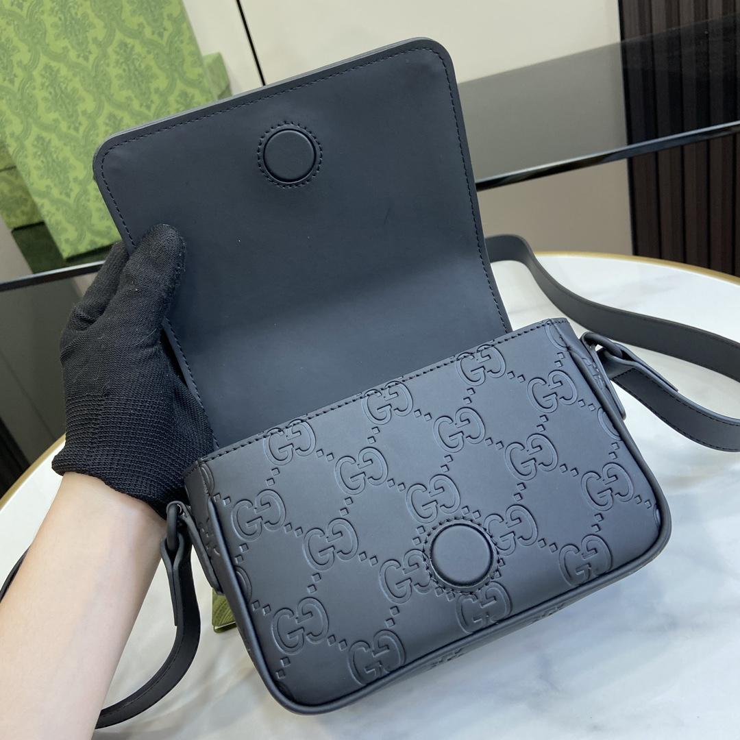 Gucci GG Rubber-effect Super Mini Bag - PerfectKickZ