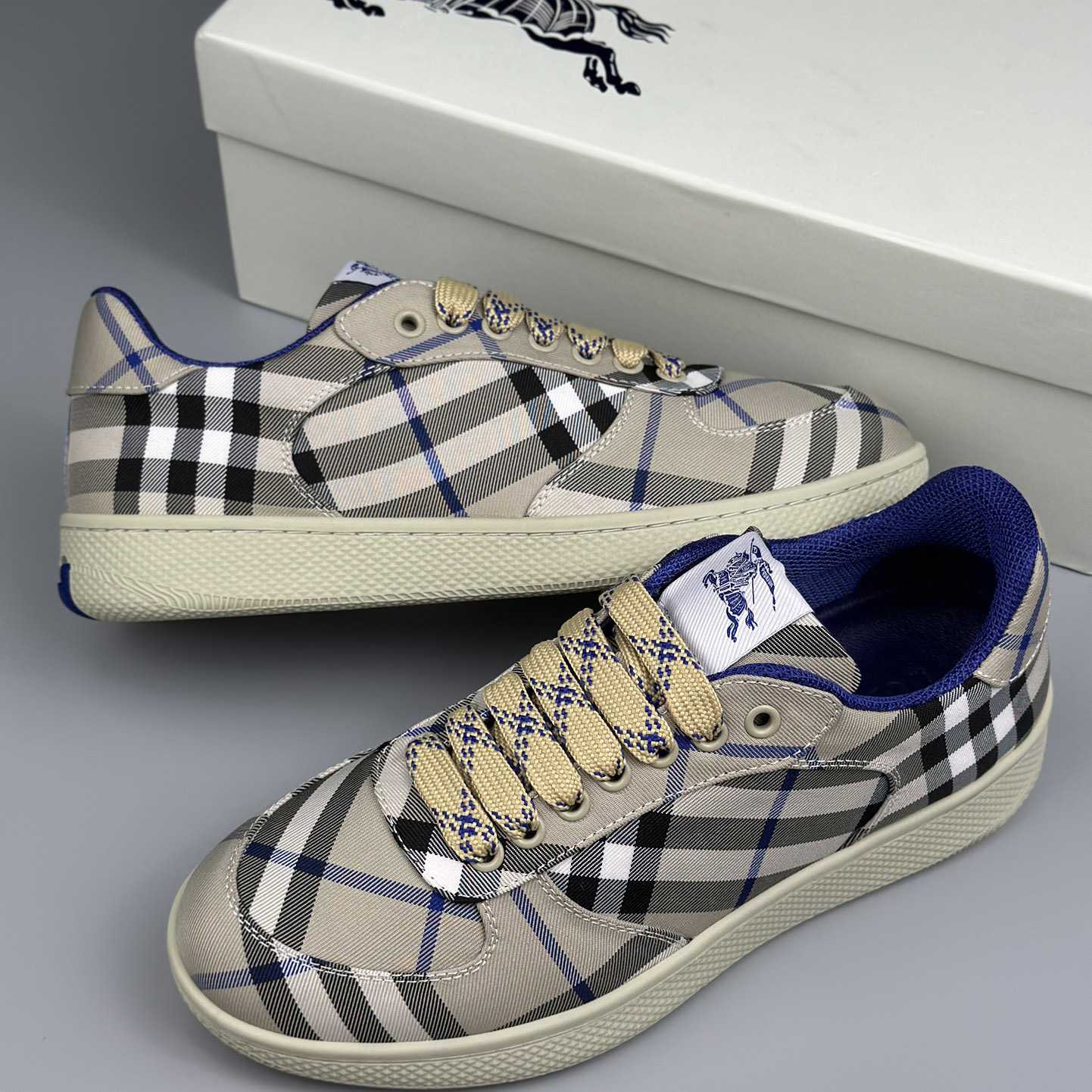 Burberry Check Terrace Sneakers - 