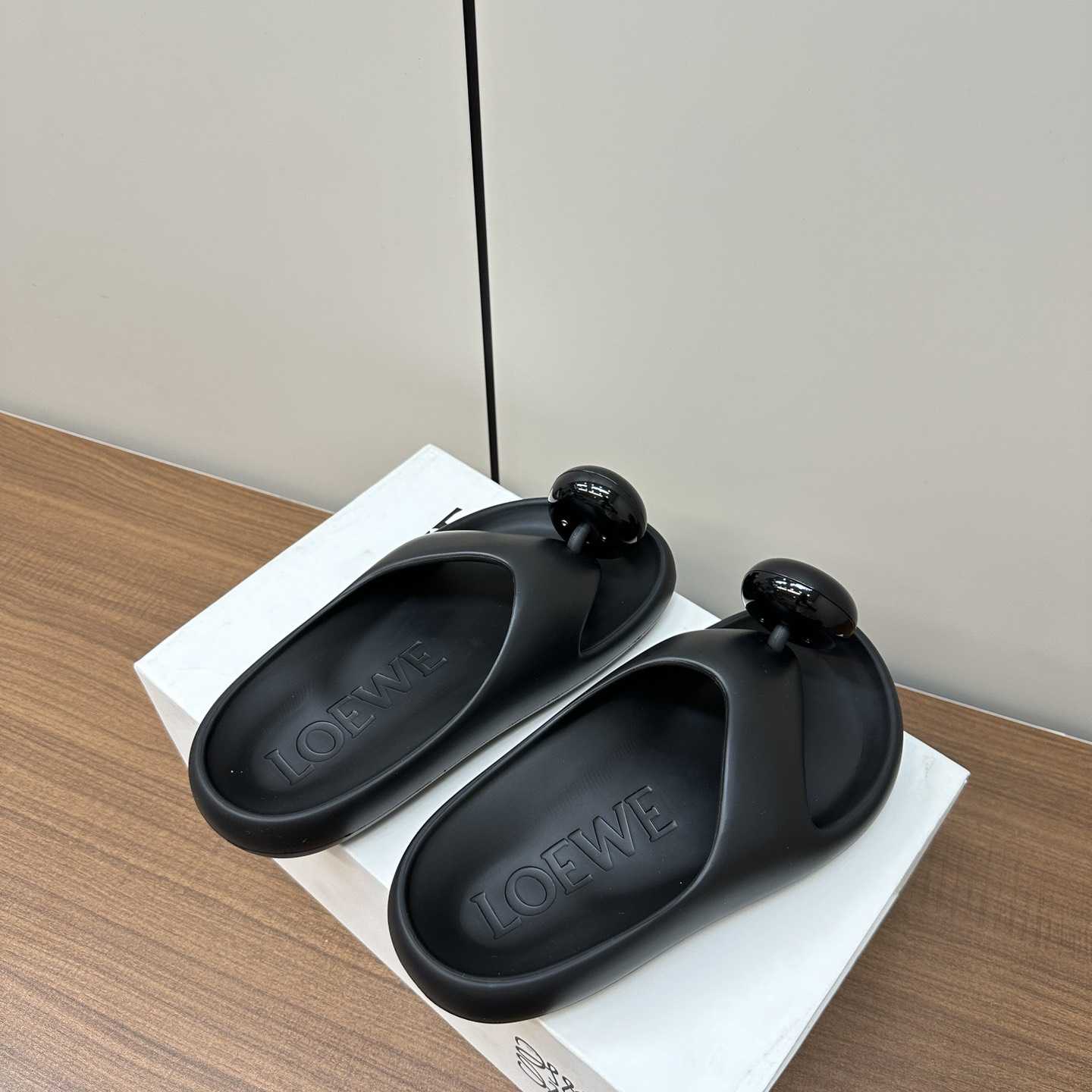 Loewe Paula's Ibiza Bubble Rubber Thong Sandals - PerfectKickZ