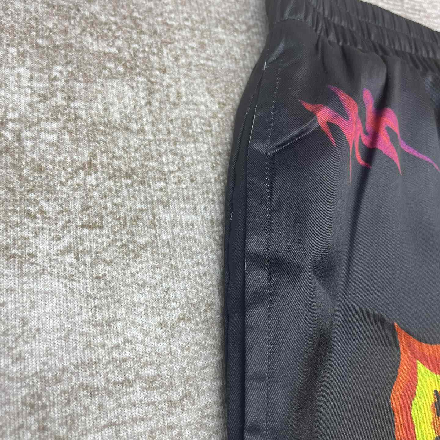 Casablanca Graphic-print Silk Shorts    CA3470 - PerfectKickZ