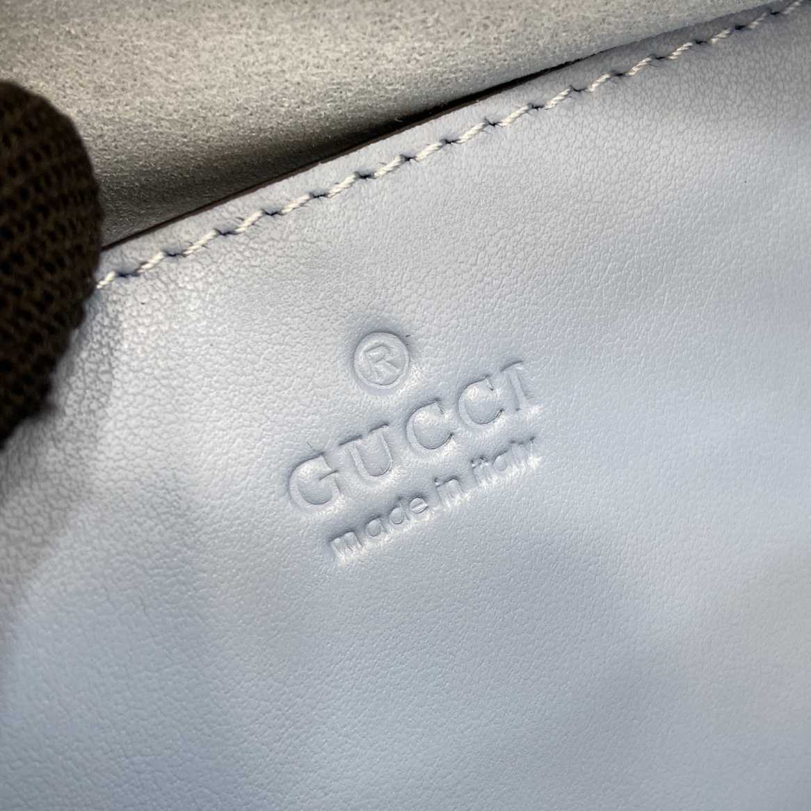 Gucci GG Marmont Small Shoulder Bag - 