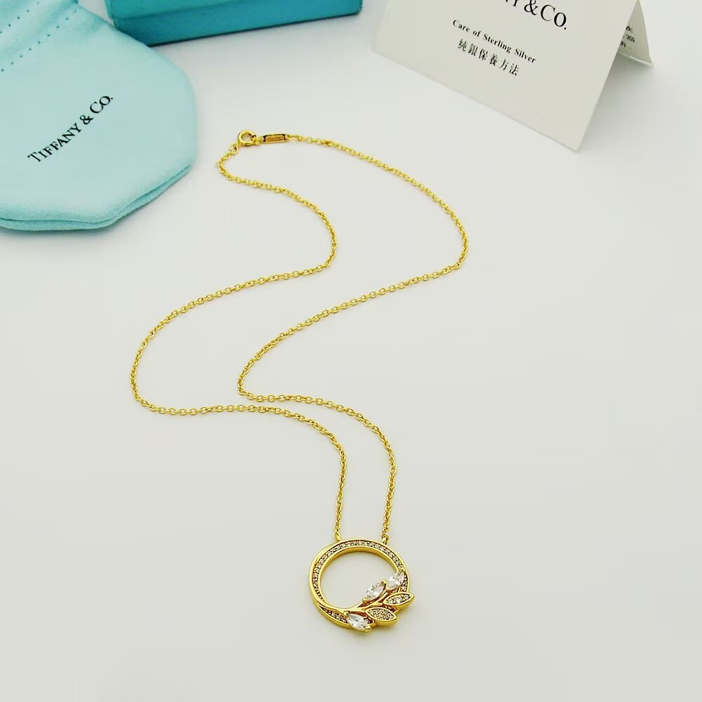 Tiffany & Co. Diamond Vine Circle Pendant In Platinum - PerfectKickZ