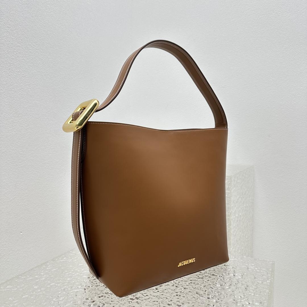 Jacquemus Le Regalo Leather Bucket Bag (30x33x14cm) - PerfectKickZ