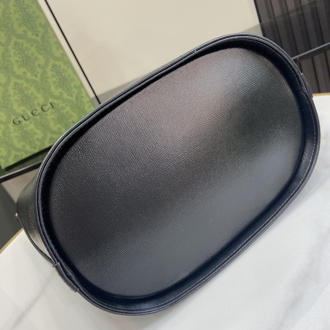 Gucci Medium Bucket Shoulder Bag - PerfectKickZ