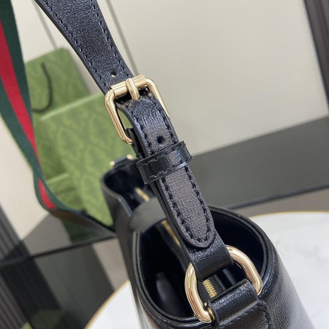 Gucci Medium Bucket Shoulder Bag - PerfectKickZ
