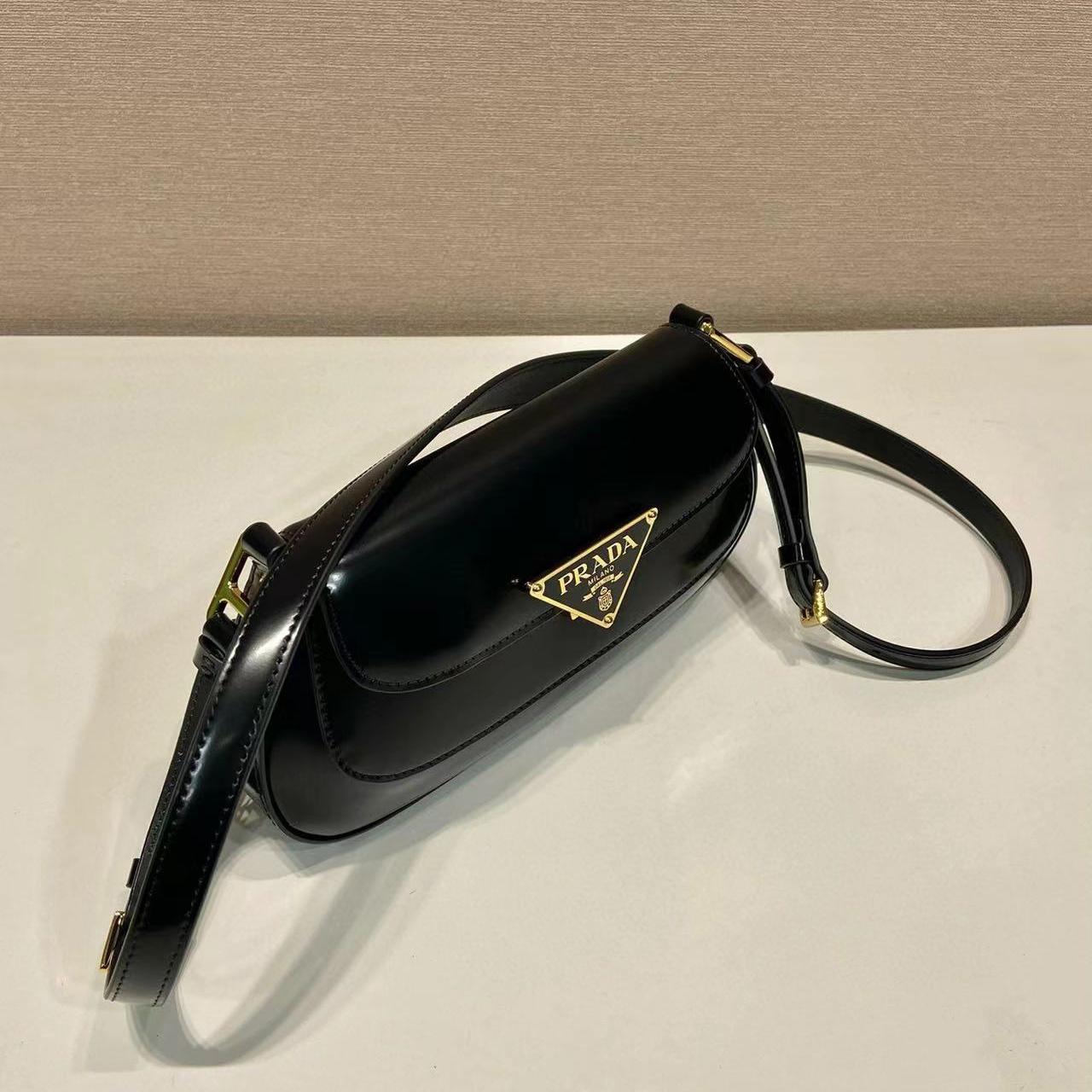 Prada Leather Shoulder Bag  （24x11x4cm） - PerfectKickZ