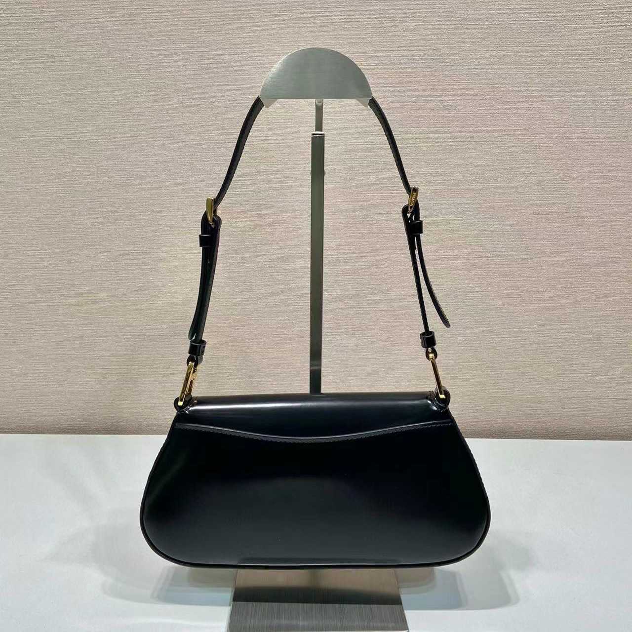 Prada Leather Shoulder Bag  （24x11x4cm） - PerfectKickZ