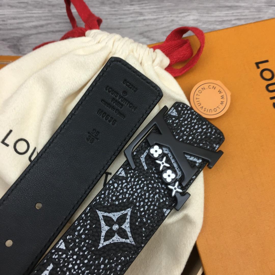 Louis Vuitton 40mm Reversible Belt - PerfectKickZ