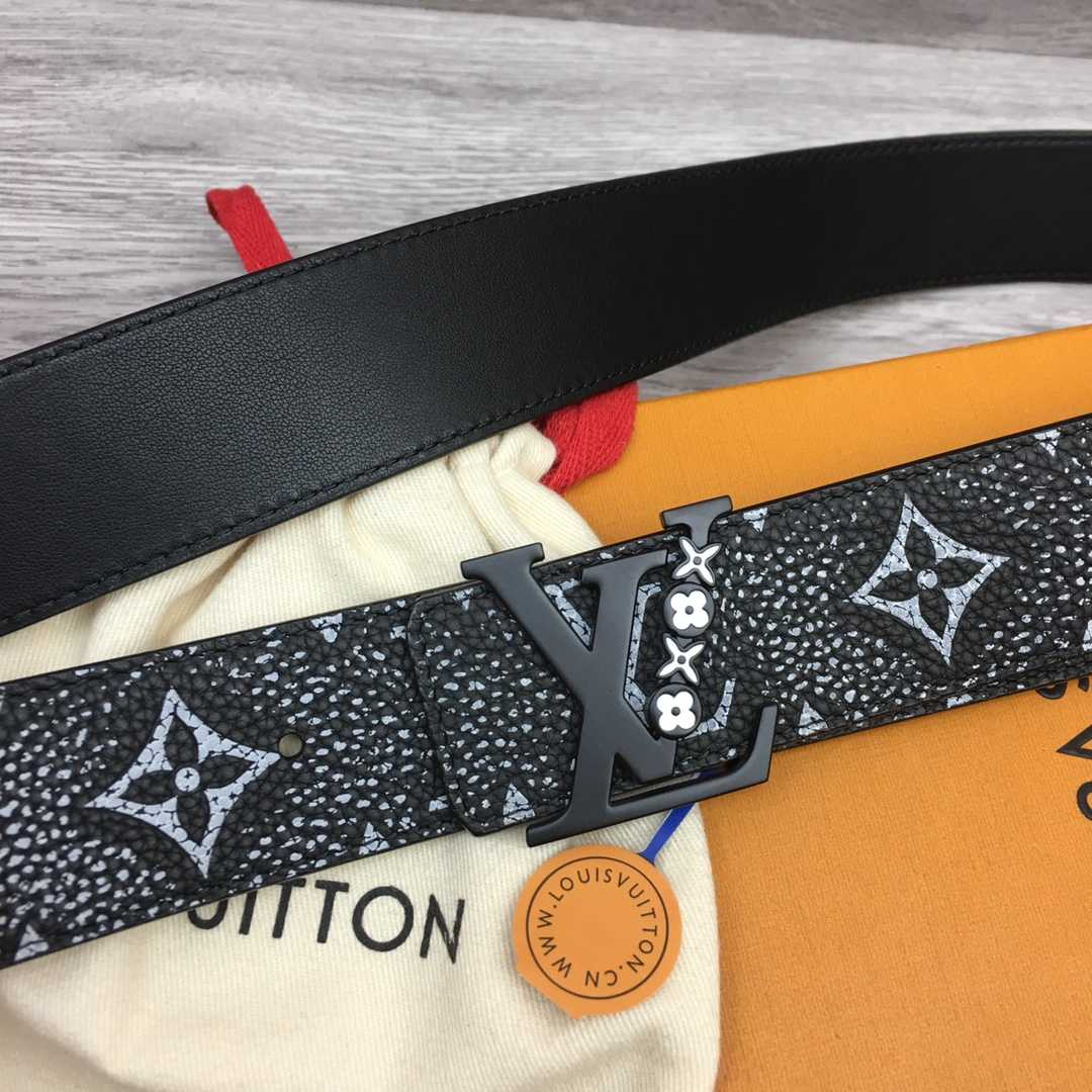 Louis Vuitton 40mm Reversible Belt - PerfectKickZ