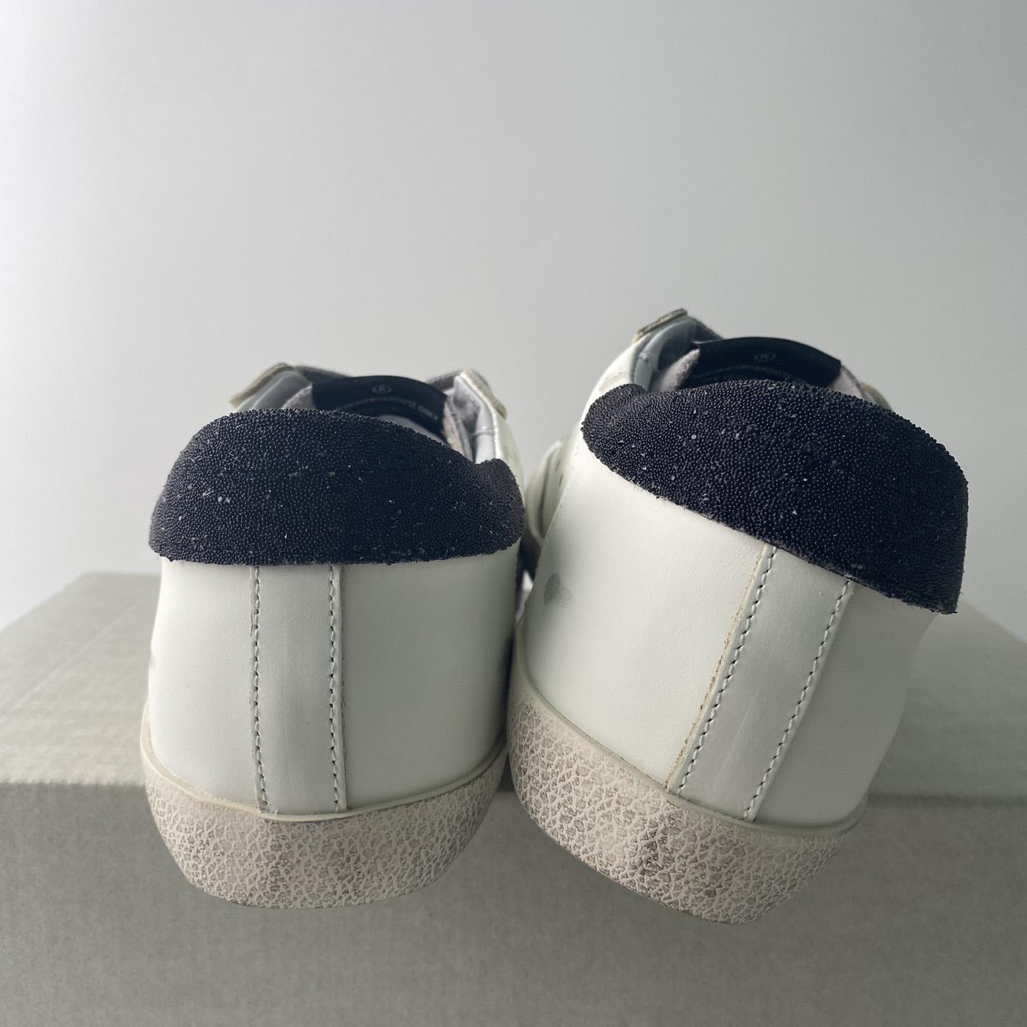 Golden Goose Sneakers - PerfectKickZ