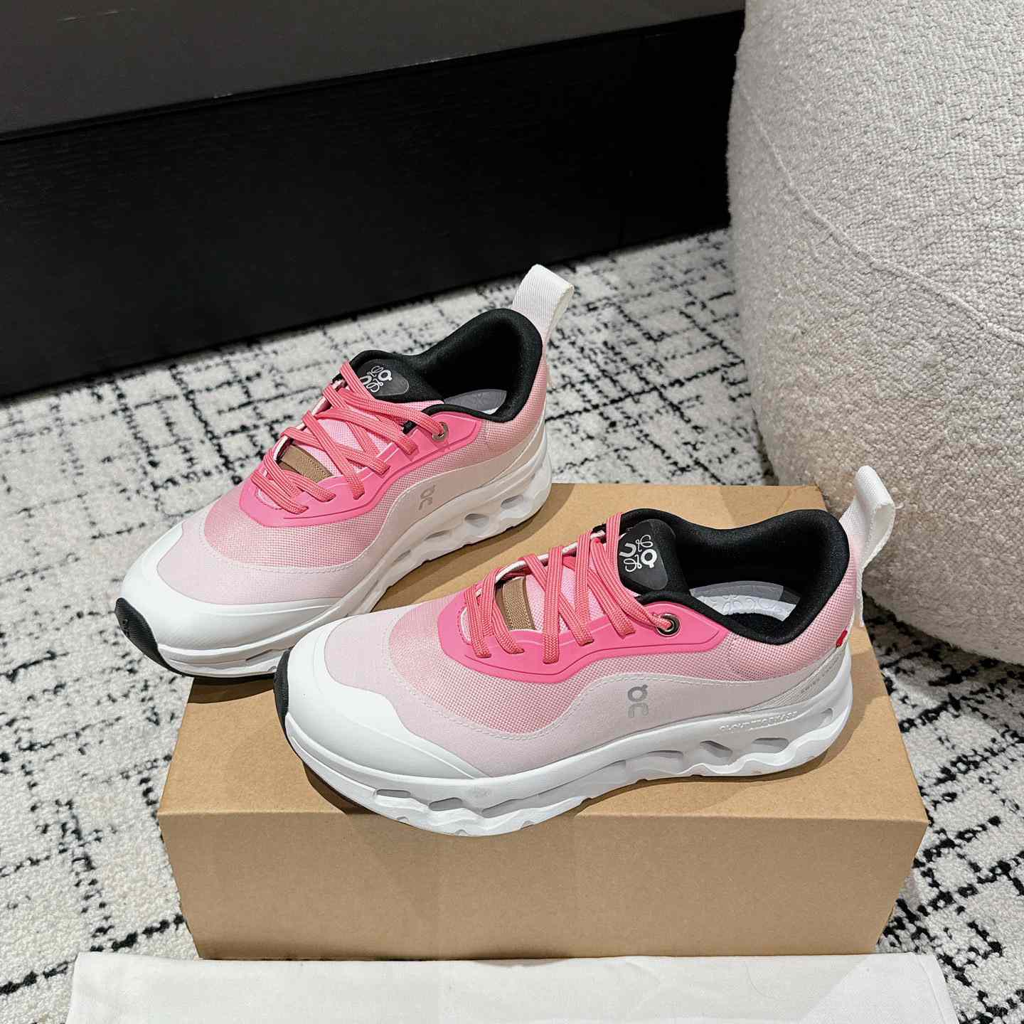 Loewe Cloudtilt 2.0 Sneaker - PerfectKickZ