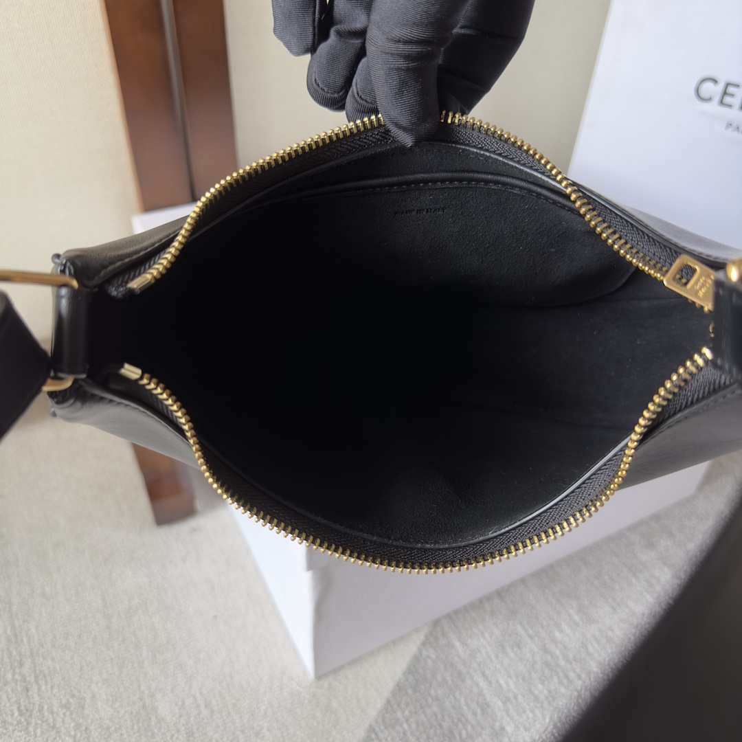 Celine Ava Triomphe  23 x13.5 x6cm - PerfectKickZ