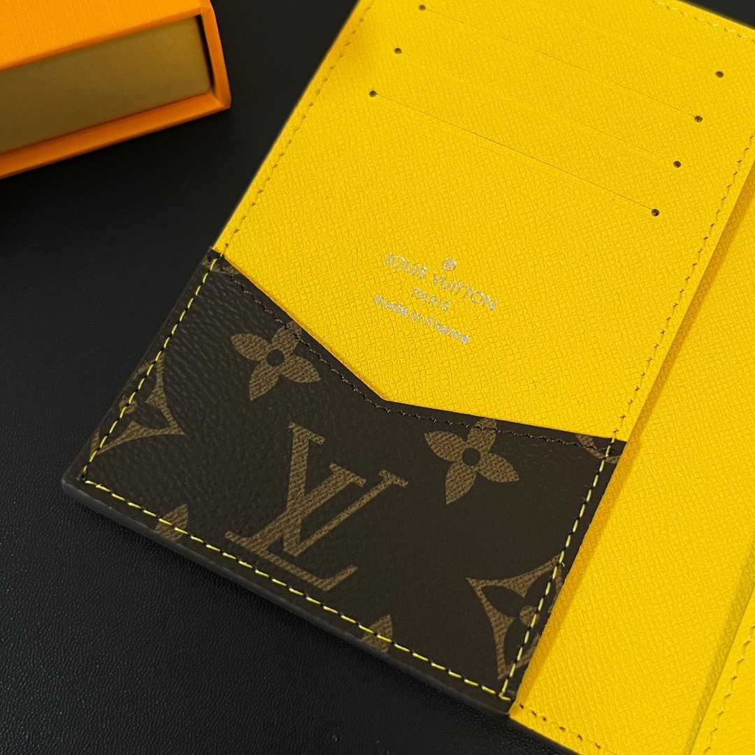 Louis Vuitton Passport Cover   M82864 - PerfectKickZ