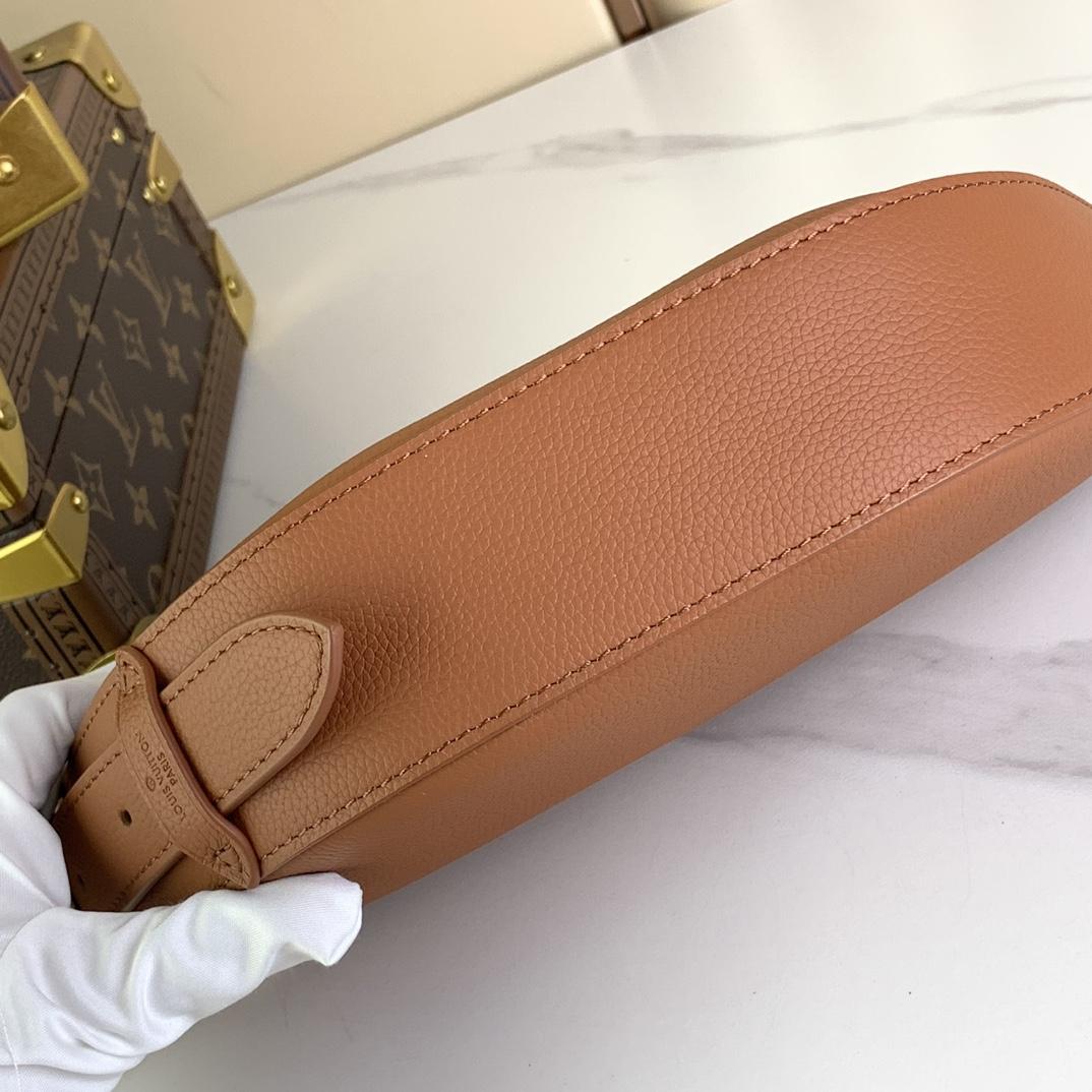 Louis Vuitton Low Key Bumbag   M83546 - PerfectKickZ