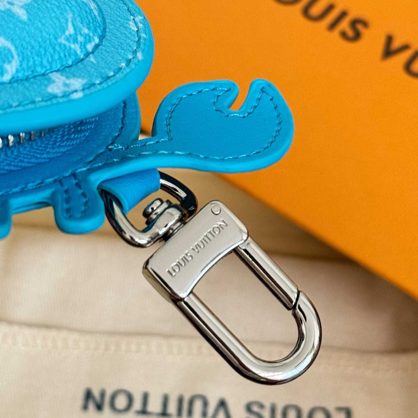 Louis Vuitton LV Crab Bag Charm   M01930 - PerfectKickZ