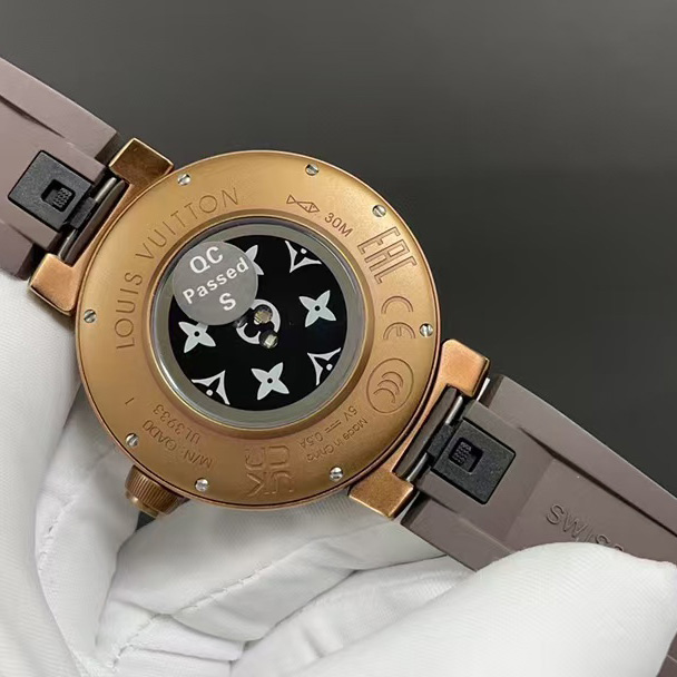 Louis Vuitton Tambour Horizon Light Up Connected Watch - 