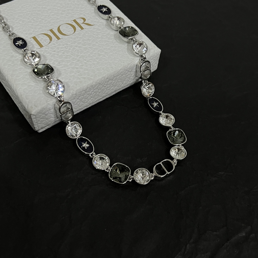 Dior Star Necklace - PerfectKickZ