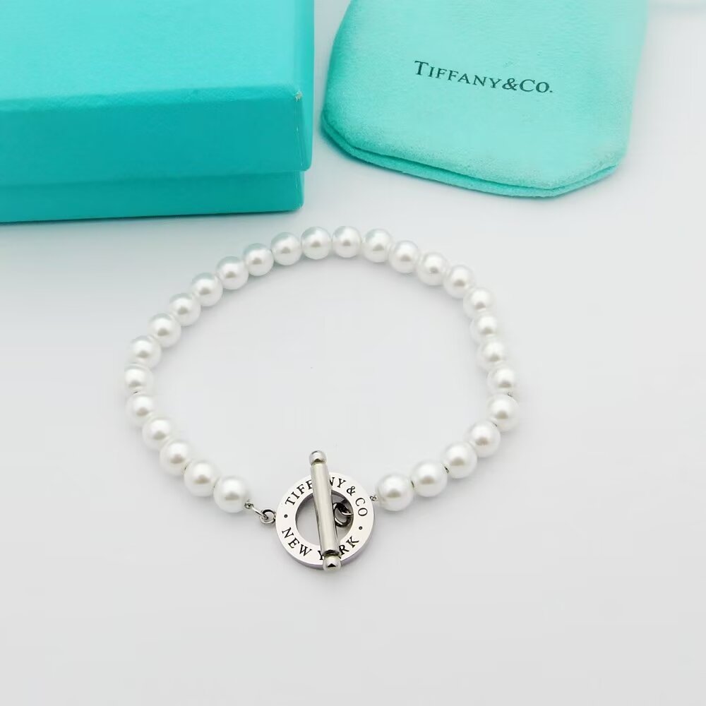 Tiffany & Co. Freshwater Pearl Toggle Bracelet - PerfectKickZ