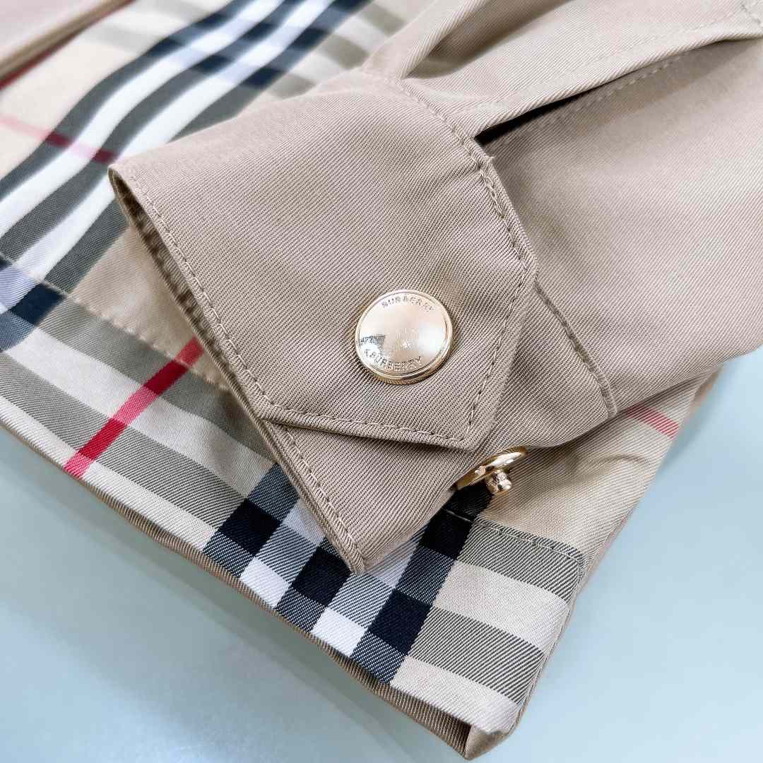 Burberry Kid's Jacket - PerfectKickZ