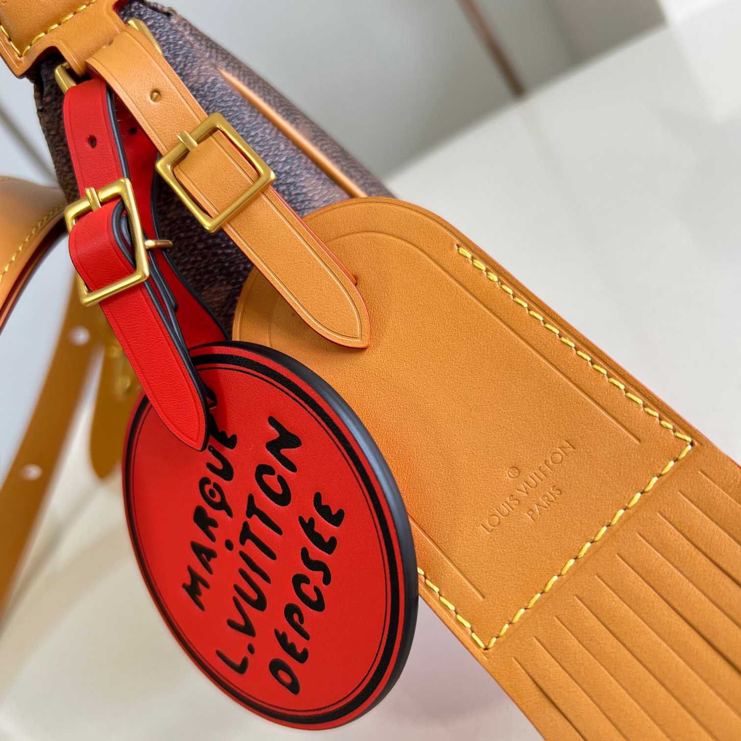 Louis Vuitton Pochette Accessoire XL   M11623 - PerfectKickZ