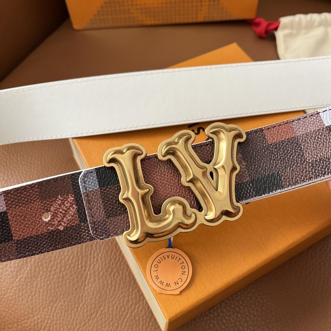 Louis Vuitton LV Initiales 40mm Reversible Belt - 