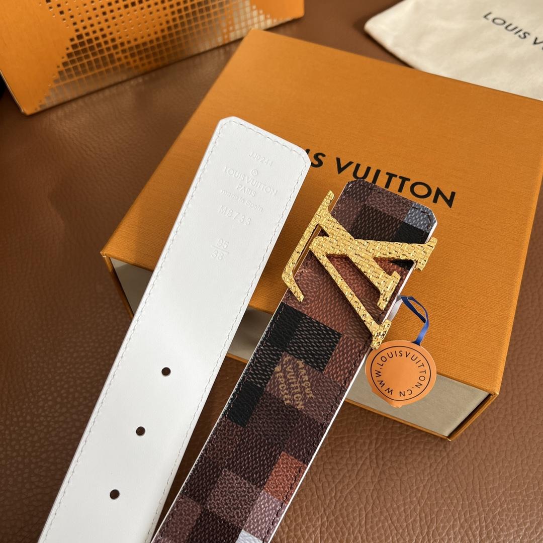 Louis Vuitton LV Initiales 40mm Reversible Belt - 