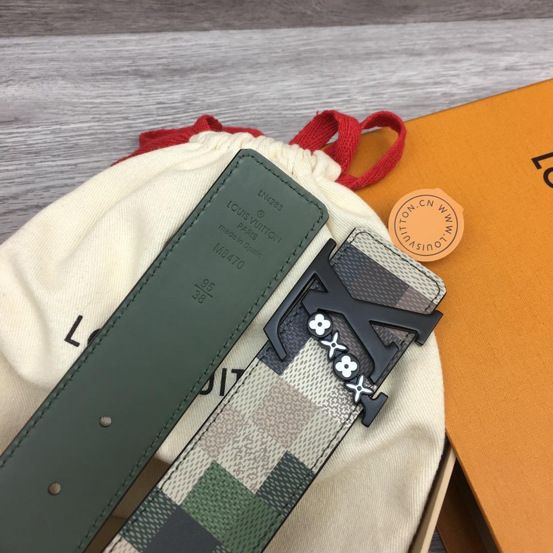 Louis Vuitton 40mm Reversible Belt - PerfectKickZ