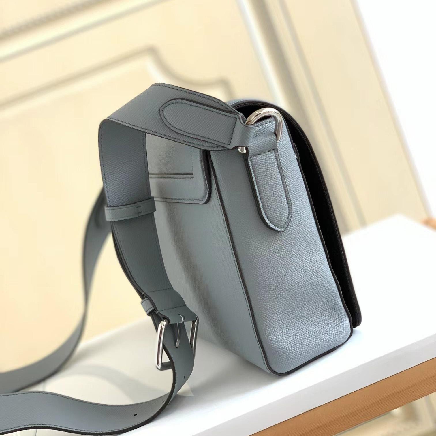 Louis Vuitton New Flap Messenger (28.3 x 18.3 x 4.3 cm) - PerfectKickZ