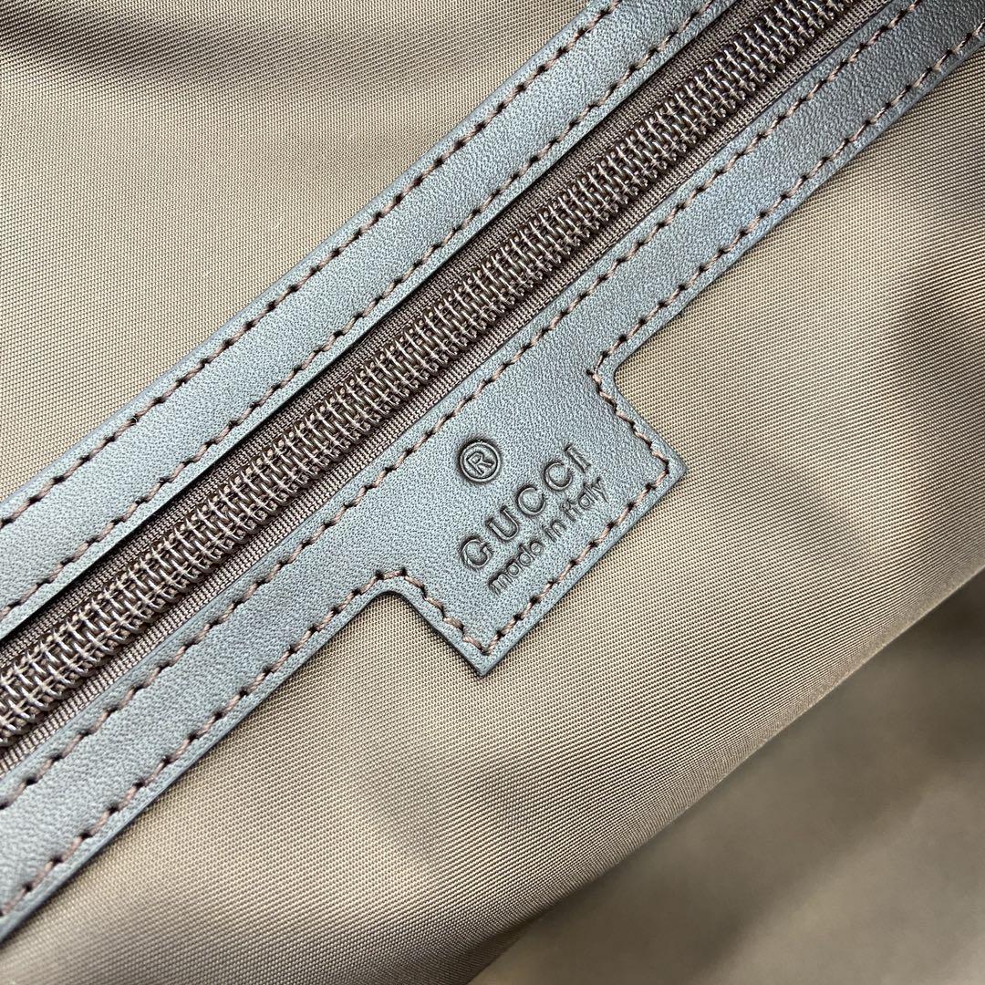 Gucci Medium GG Duffle Bag - PerfectKickZ