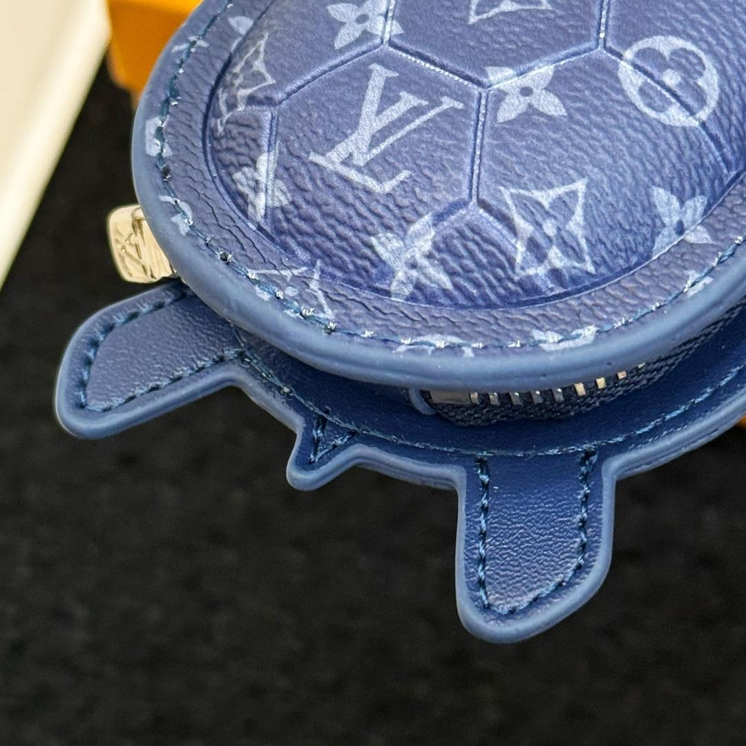 Louis Vuitton LV Turtle Pouch Bag Charm  M02047 - PerfectKickZ