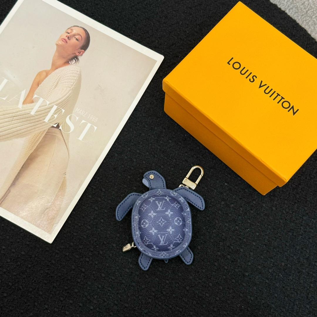 Louis Vuitton LV Turtle Pouch Bag Charm  M02047 - PerfectKickZ