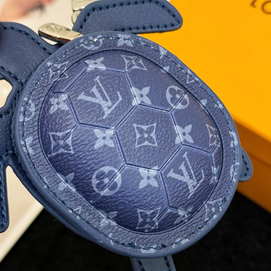 Louis Vuitton LV Turtle Pouch Bag Charm  M02047 - PerfectKickZ