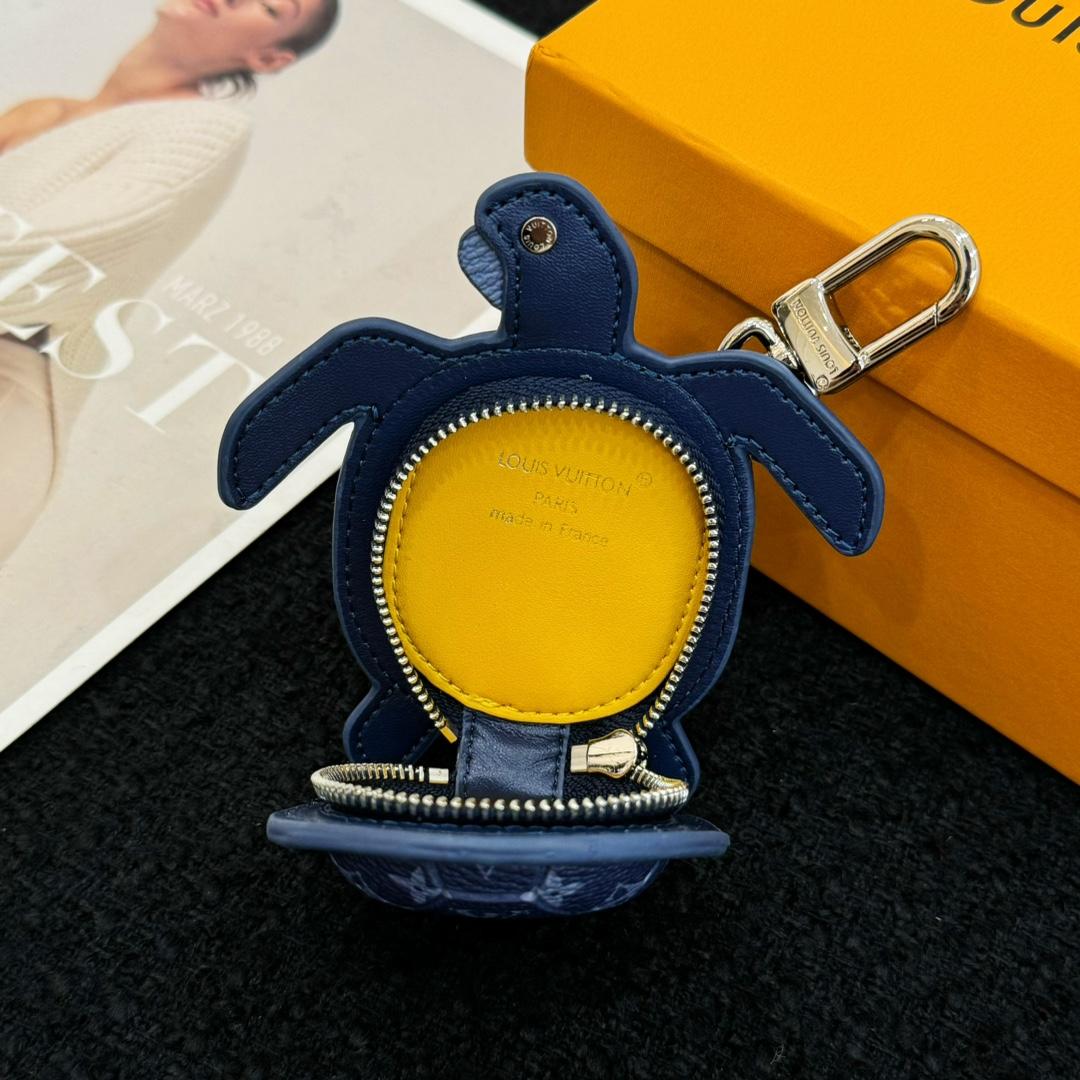 Louis Vuitton LV Turtle Pouch Bag Charm  M02047 - PerfectKickZ