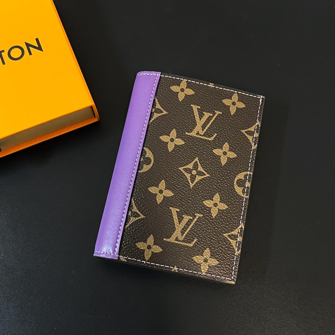 Louis Vuitton Passport Cover   M28268 - PerfectKickZ