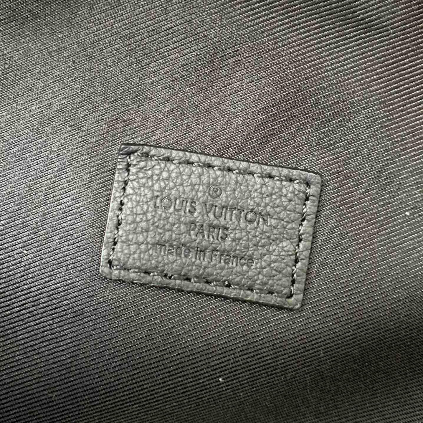 Louis Vuitton Rush Bumbag  M25227 - PerfectKickZ