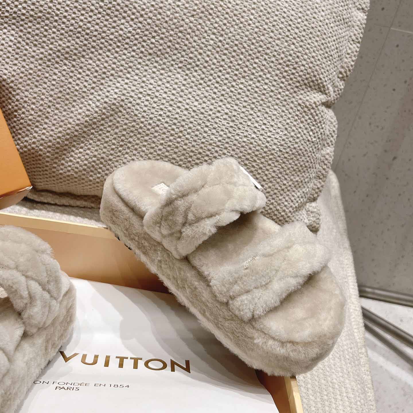 Louis Vuitton LV Sunset Platform Comfort Mule   1ACTVM - PerfectKickZ