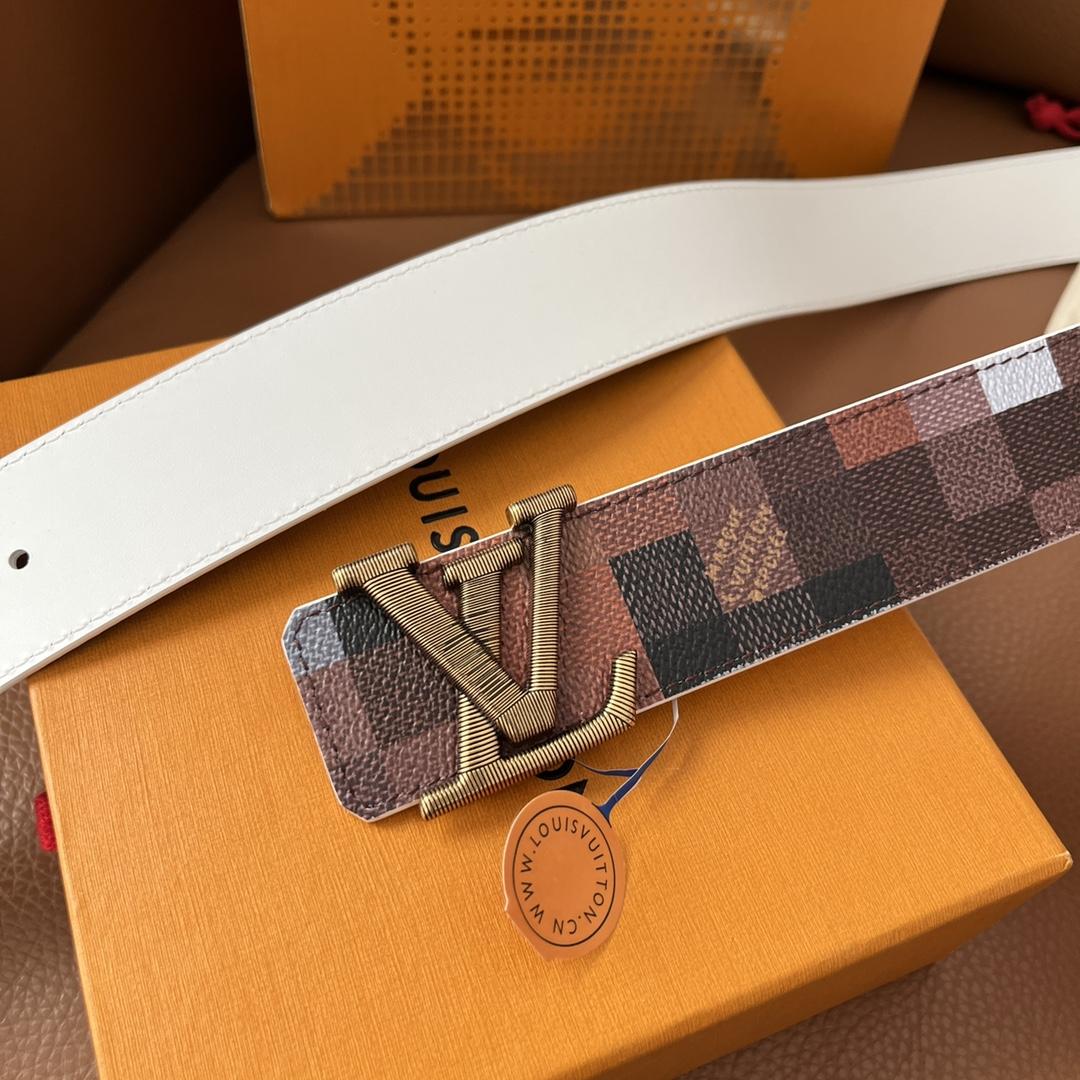 Louis Vuitton LV Initiales 40mm Reversible Belt - 