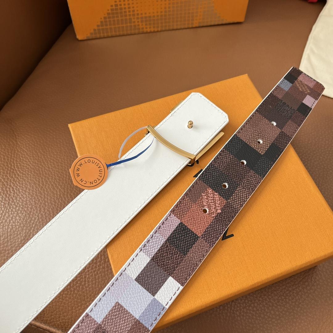 Louis Vuitton LV Initiales 40mm Reversible Belt - 