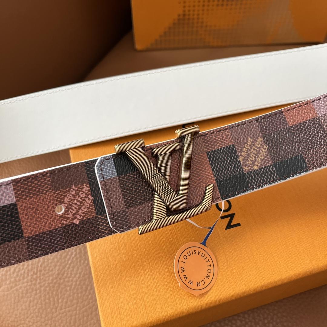 Louis Vuitton LV Initiales 40mm Reversible Belt - 