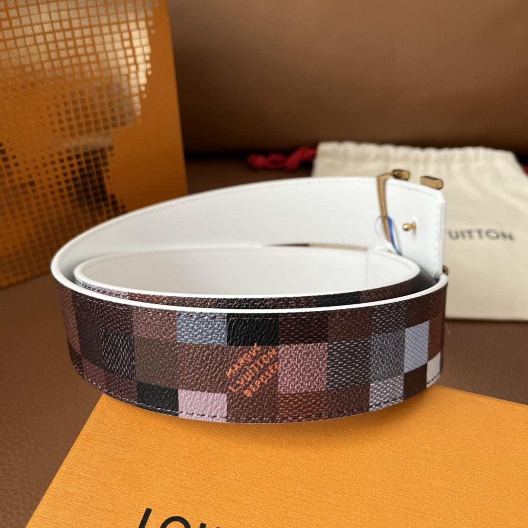 Louis Vuitton LV Initiales 40mm Reversible Belt - 