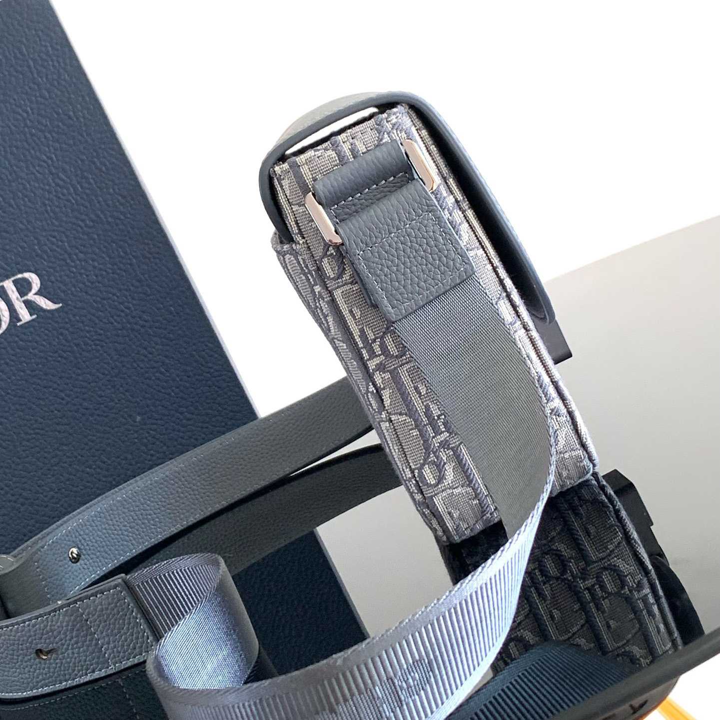 Dior Small Saddle Messenger Bag With Flap - PerfectKickZ