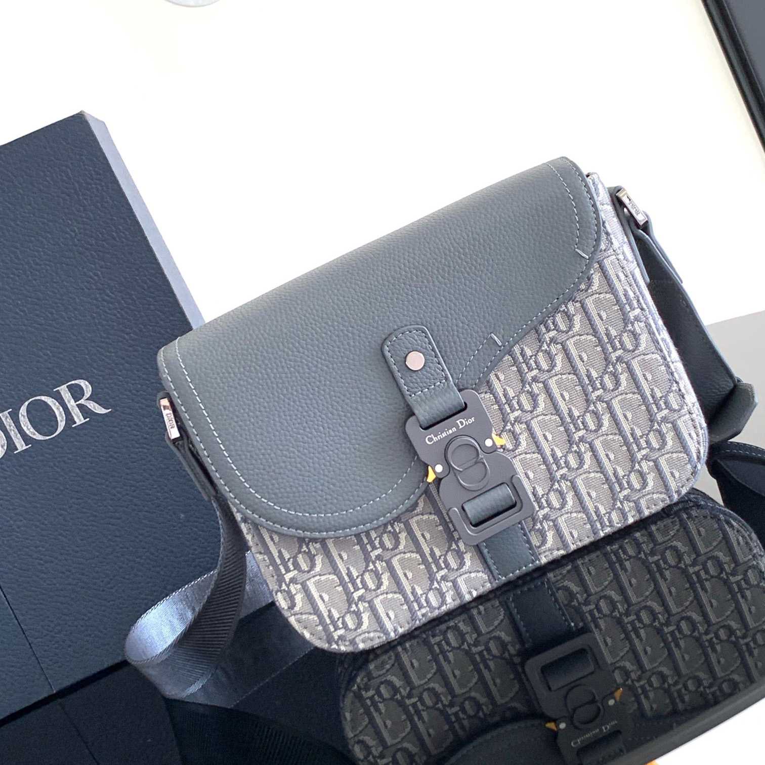 Dior Small Saddle Messenger Bag With Flap - PerfectKickZ
