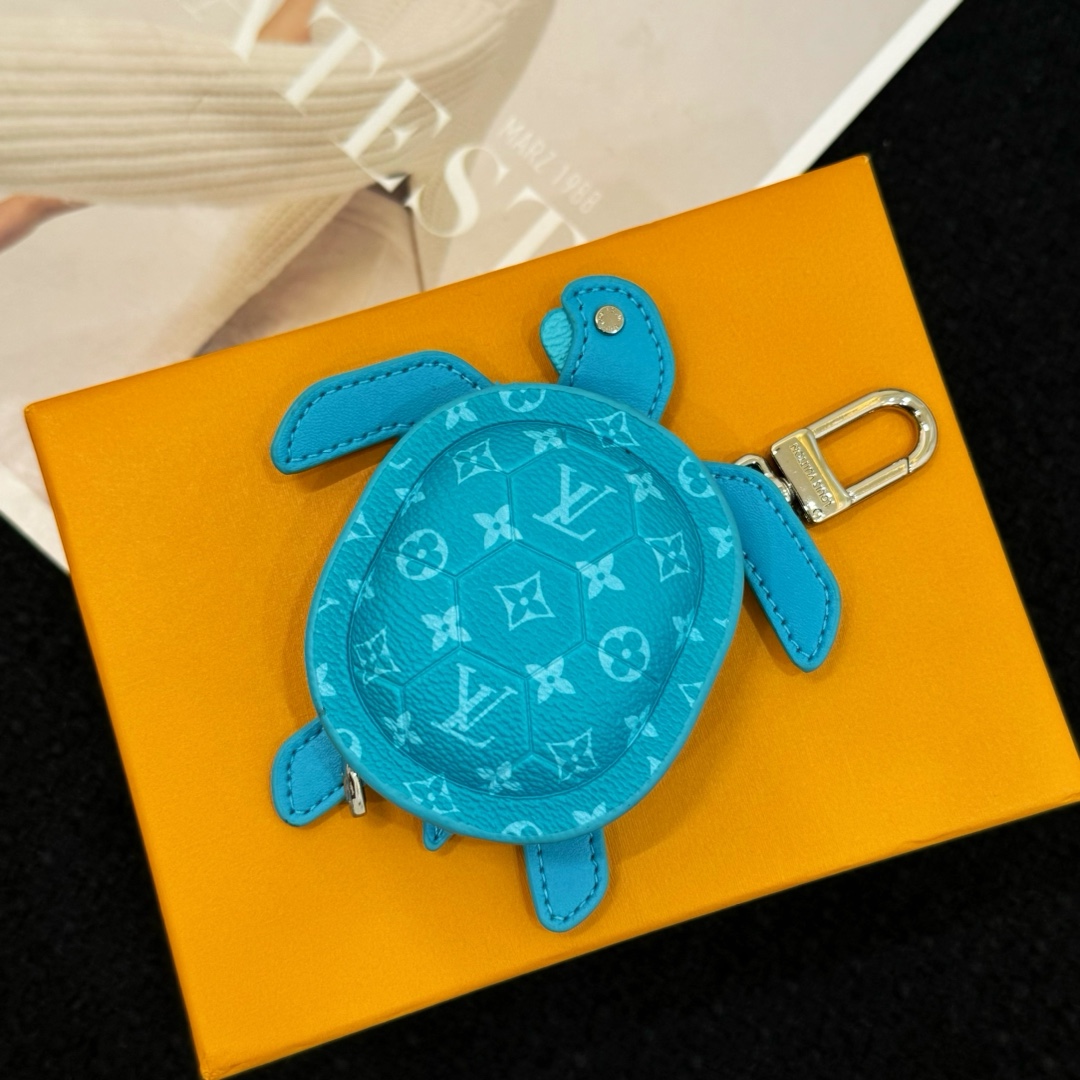 Louis Vuitton LV Turtle Pouch Bag Charm  M02049 - PerfectKickZ