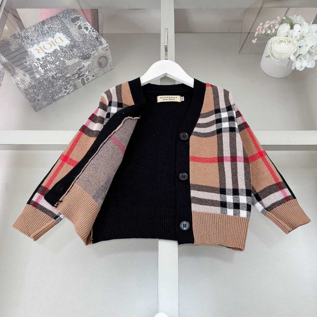 Burberry Kid's Cardigan - PerfectKickZ